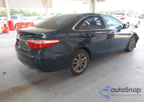 2015 Toyota Camry Se z USA, uszkodzony, nr VIN 4T1BF1FK9FU080613